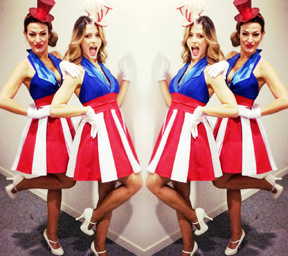 hôtesses accueil costume à theme